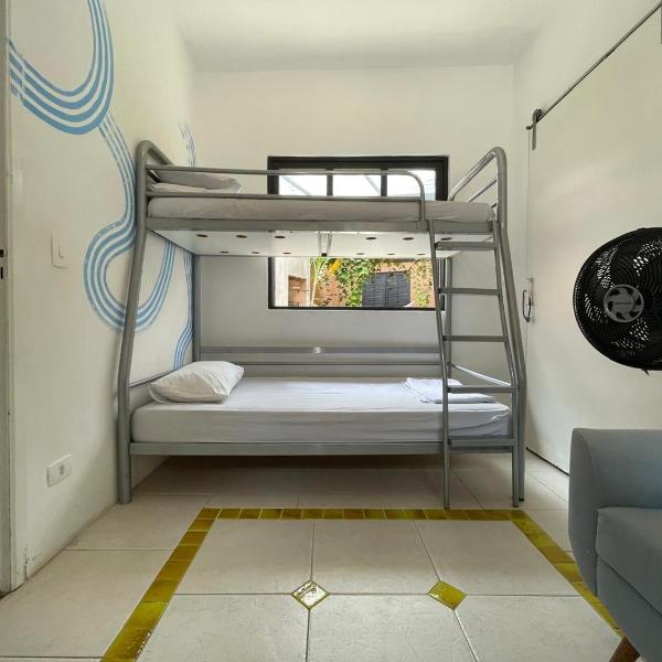 Casa de Tijolos com Churrasqueira Vila Fechada - Foto 2