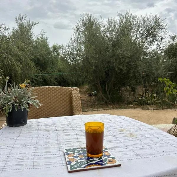 Farm El Baya, hotel i As Salūqīyah