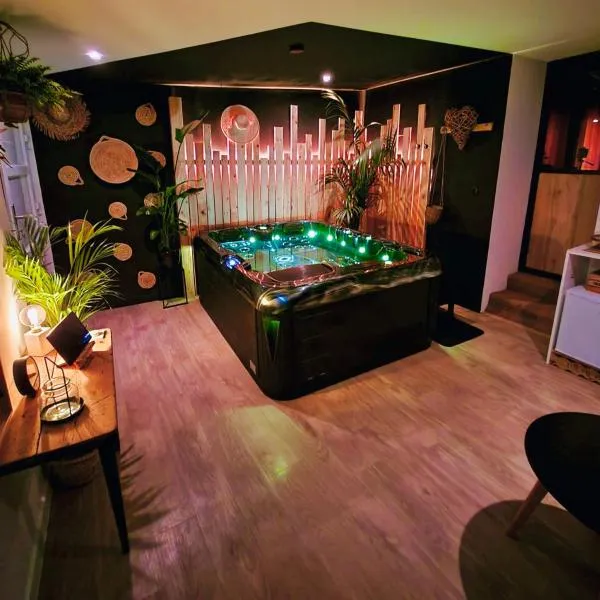 Love Room & Spa, L'Atelier des Sens, hotel i Mons-en-Pévèle