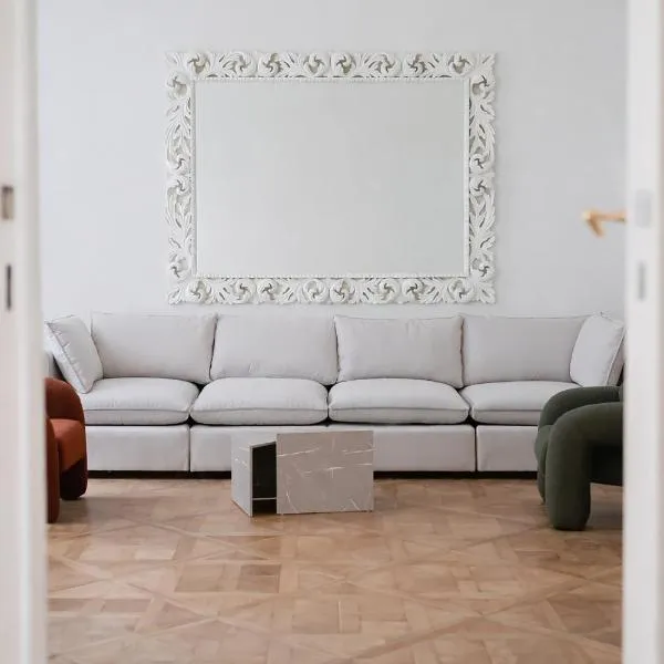 HeyMi Apartments Stadtpark, hotel sa Vienna