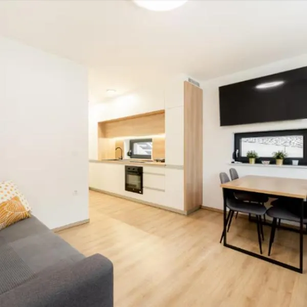 Apartments Gros, хотел в Radeče