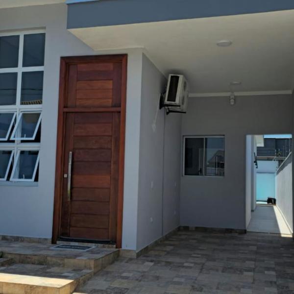 Casa na praia 2 quartos com piscina