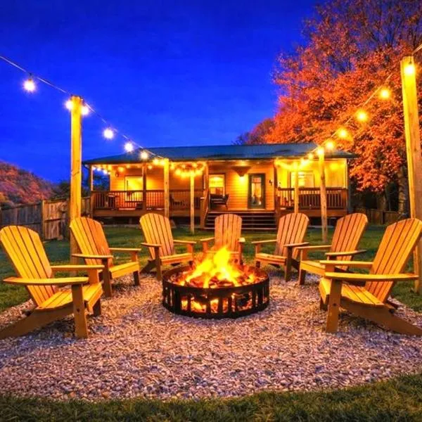 King Beds, Views, EasyRoads, PoolTable, Spa, Theater, Outdoor fun, hotel in Sevierville