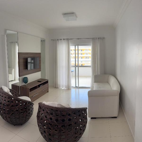 Apartamento em Balneário Camboriú próximo a praia e Roda Gigante