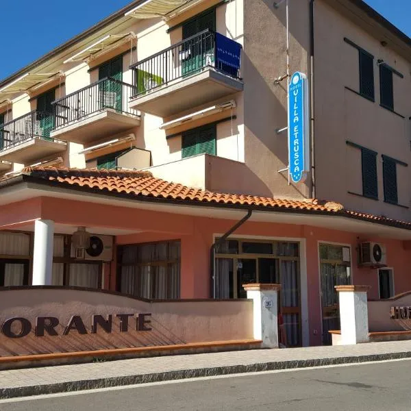 Hotel Villa Etrusca, מלון במרינה די קמפו