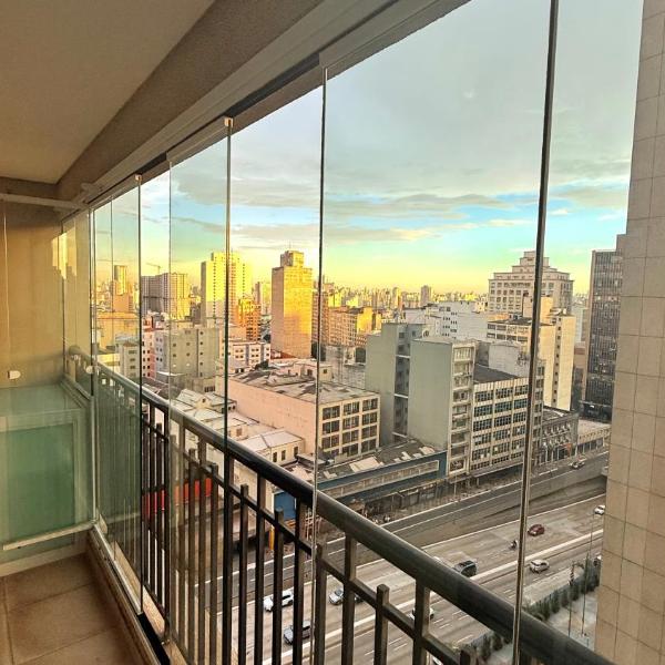 Platinum One - Em frente ao metrô Luz com estacionamento