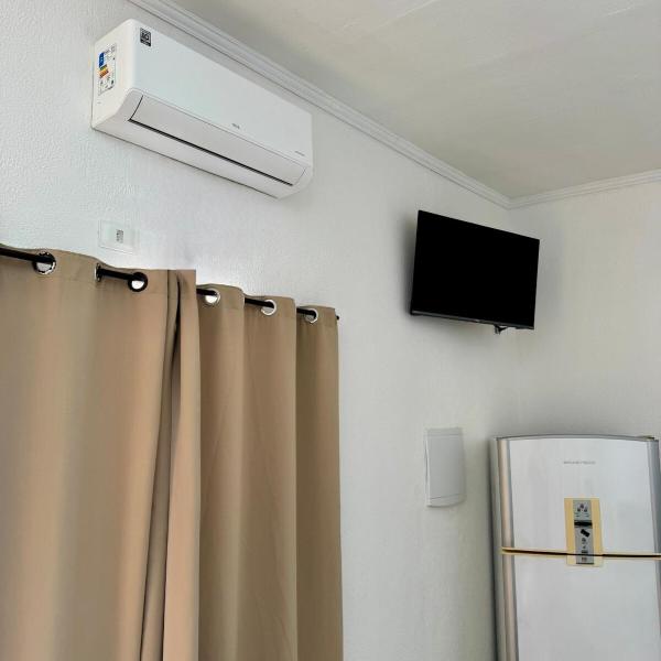 Suite 1 com Ar-Condicionado, TV, Wi-Fi e Geladeira - Foto 5