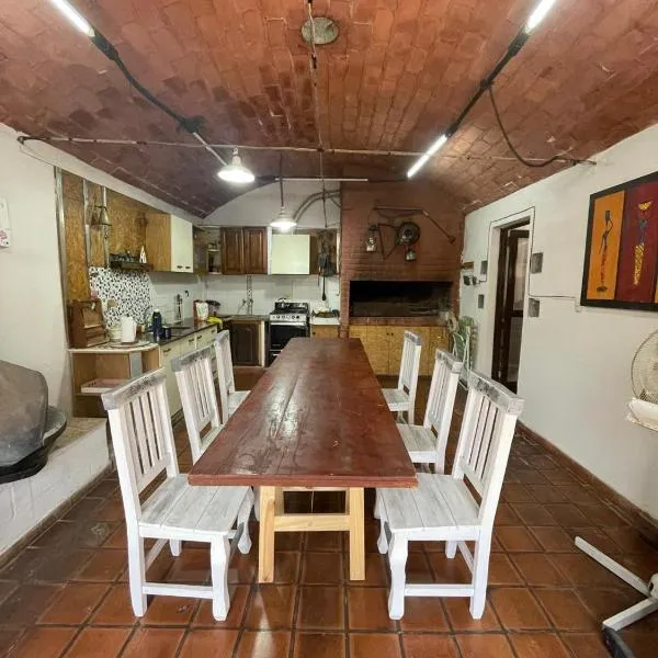 Alquiler temporal Colonia Caroya, hotel in Colonia Caroya