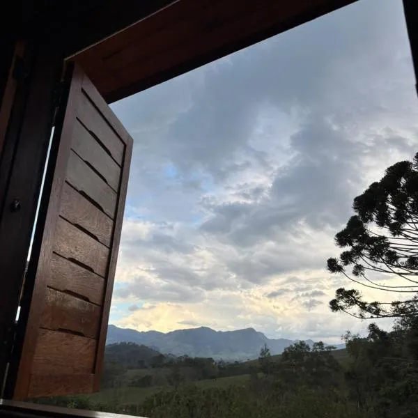 Pousada Morada Canto do Sol, hotel in São Bento do Sapucaí