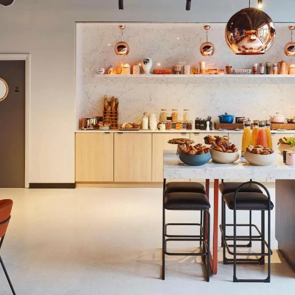 Tribe Paris Saint Ouen, hotel in Saint-Ouen