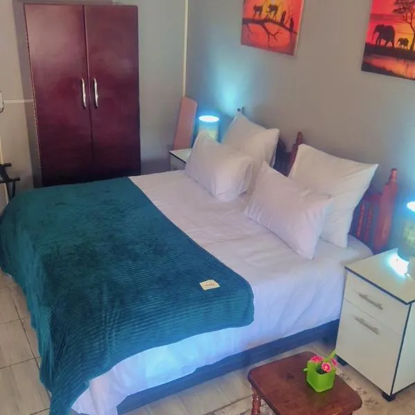 Emerald Green Family Haven!, hotel in Rustenburg