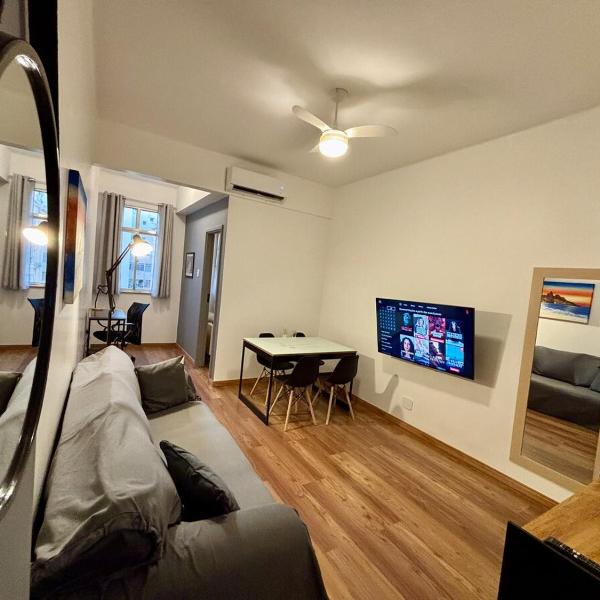 Apartamento completo super equipado, perto de Copacabana Posto 6 e Ipanema com suíte, ar-condicionado, wi fi rápido e Smarts TVs