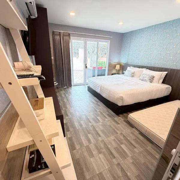 All Times Pool Villas, hotel in Ban Ta Khun