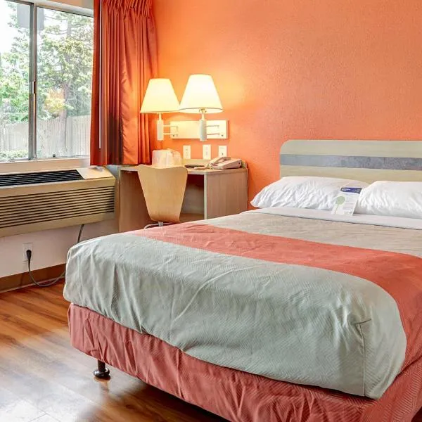 Motel 6-Portland, OR - Central, hotel in Portland