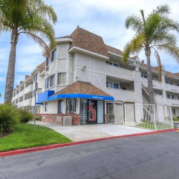Motel 6-Chula Vista, CA - San Diego, hotell i Chula Vista