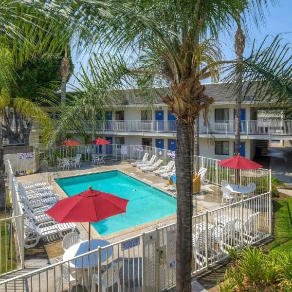 Motel 6-El Cajon, CA - San Diego, hotel v destinaci El Cajon