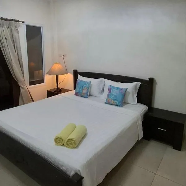 Pharos Apartments: Nathon Bay şehrinde bir otel