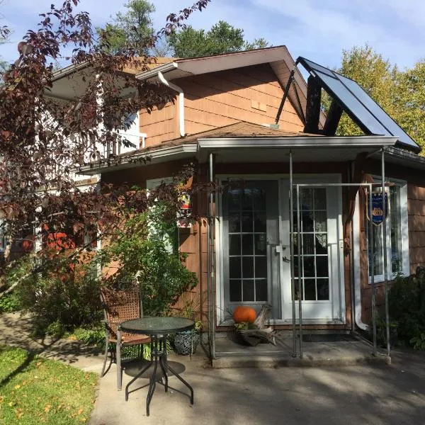 Gite du Lac Docteur, hotel i Saint-David-de-Falardeau