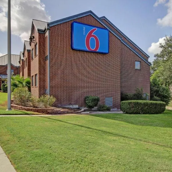 Motel 6-San Antonio, TX - Medical Center South, hotel em Oakland Estates