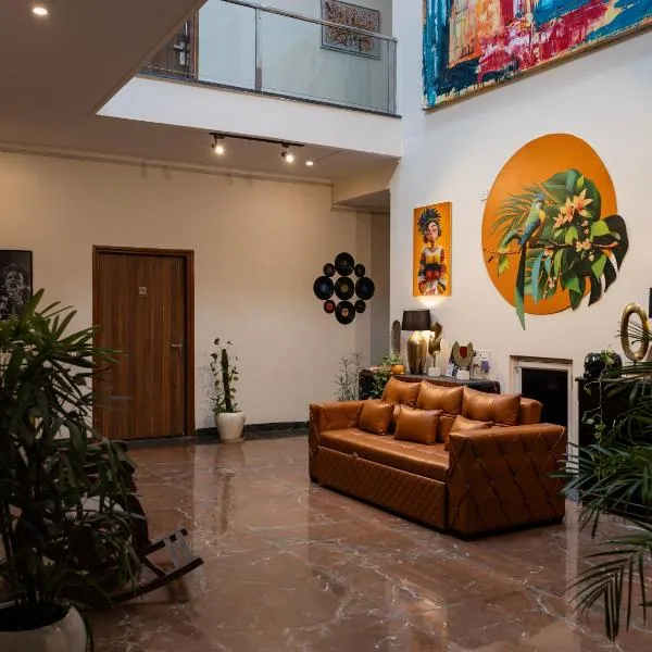 Viesnīca Haven Hotel Sector 31,Gurugram pilsētā Gurgāona