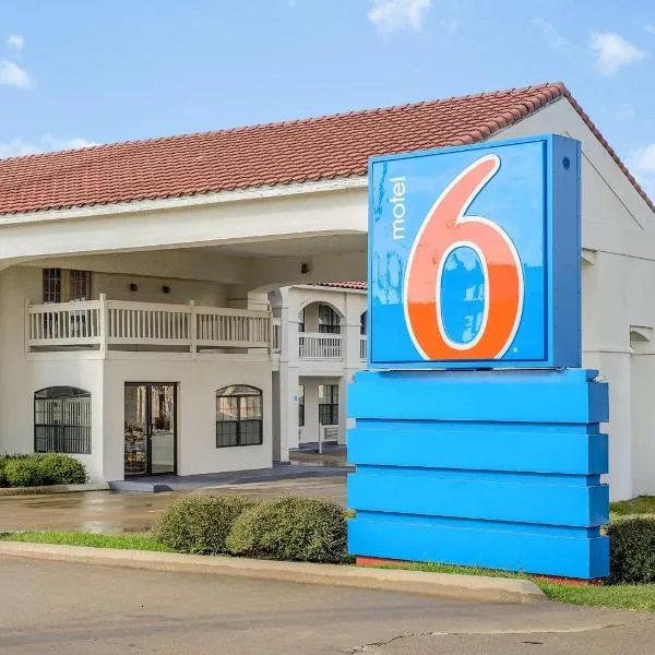 Motel 6-Canton, TX, hotel en Van