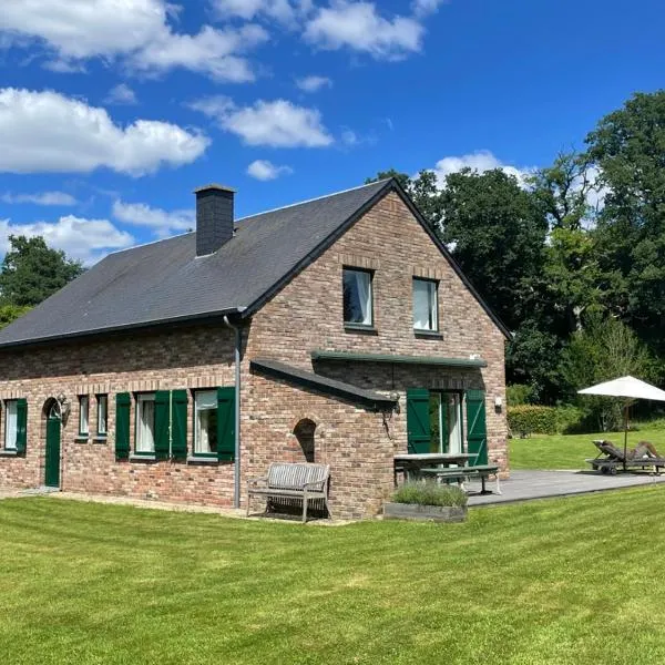 Lovely Meadow House in the land of Croix Scaille, hotel Gedinne-ben