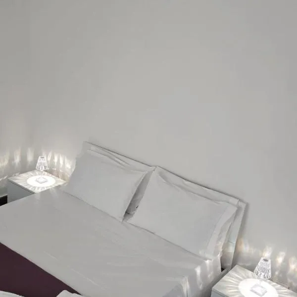 Step by step, hotel en Scalea