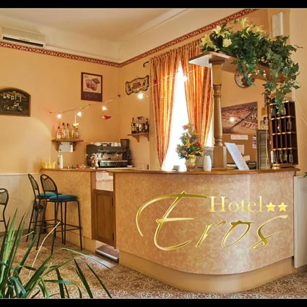 Hotel Eros, hotel in Lido di Camaiore