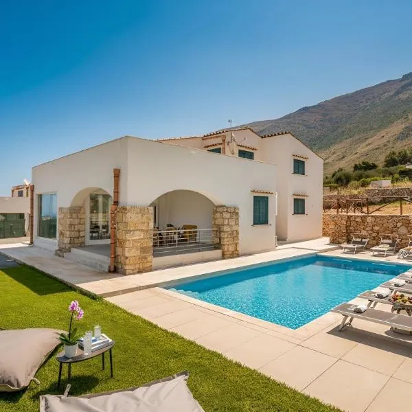 Villa Hemèra Luxury By Sicily Home Solutions，位于卡斯泰拉马莱的酒店