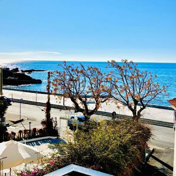 Fata Morgana Guest Rooms, hotel in Diamante