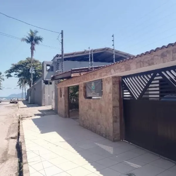 Beach Milionario，位于瓜鲁雅的酒店