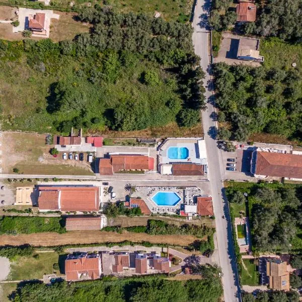 Viesnīca Saint Peter Bay Aparthotel pilsētā Kavosa