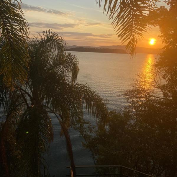 Villa Sambaqui com piscina coberta privativa, vista e acesso ao mar - Foto 4