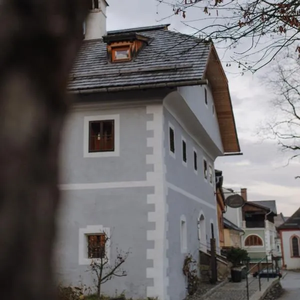 Mesnerhaus & Gourmetrestaurant Mesnerhaus mit 4 Hauben, מלון במאוטרנדורף
