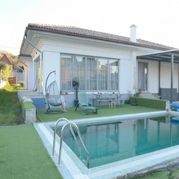 Vila Bella, hotelli kohteessa Oradea