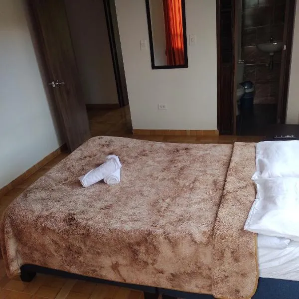 Alojamiento Anita Habitaciòn, hotel in Monguí