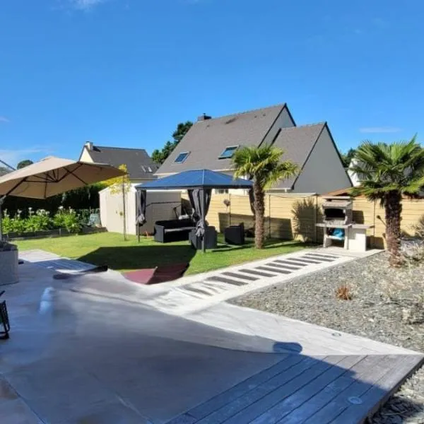 Maison 4 chambres pour 8 personnes, hotel i Dol-de-Bretagne