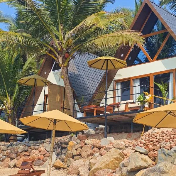 Colomb Beach Cottages, hotel v destinaci Patnem