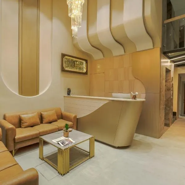 Luxe Stayz JR Marrion 100 Metres from Golden Temple, готель у місті Амрітсар