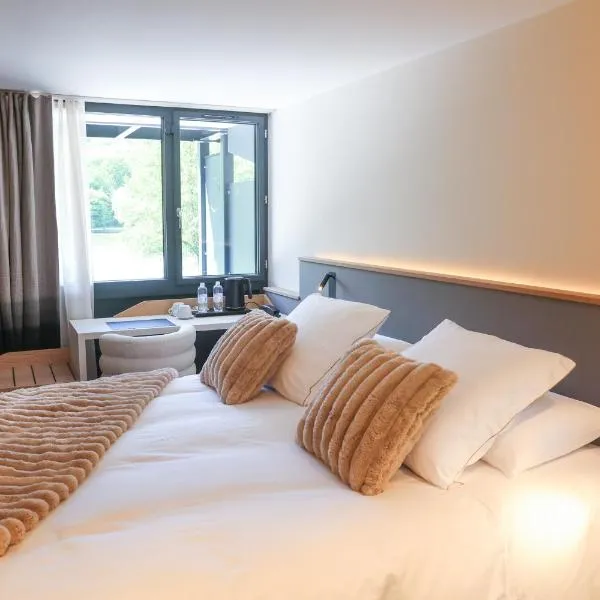 La Corniche Hôtel, hotel u gradu 'Contrexéville'