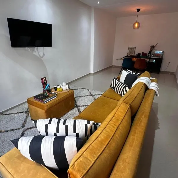 A warm flat in the heart of Rabat, Hotel in Rabat