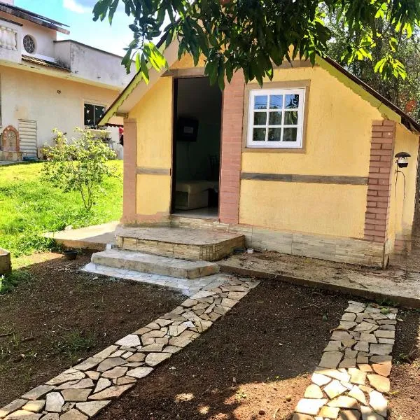 Chalé individual para estâncias curtas ou pernoite，阿蒂巴亞的飯店