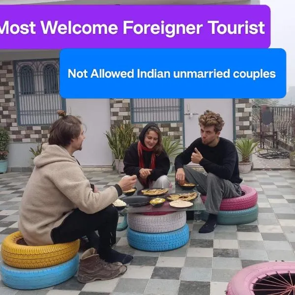 Mohit Paying Guest House, hotell i Varanasi