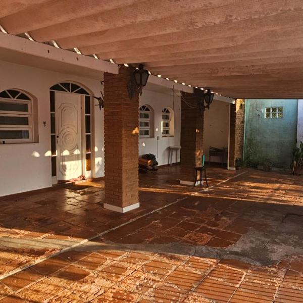 CASA em Caraguatatuba 3 dormitórios no centro da cidade