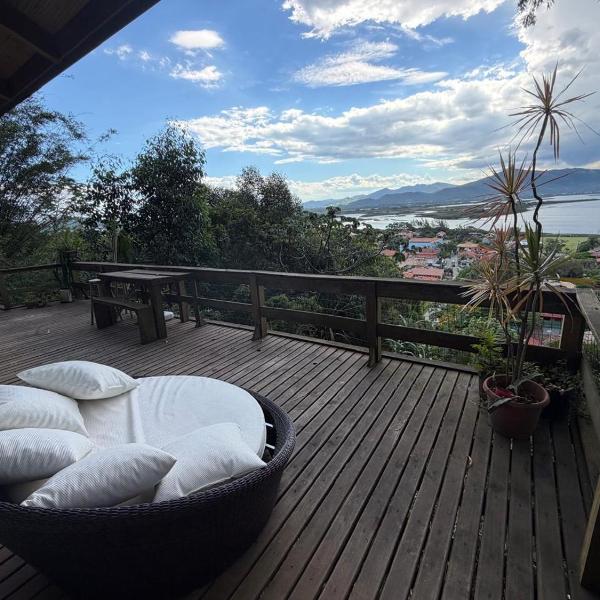 Casa confortável com uma bela vista na Praia da Ferrugem em SC