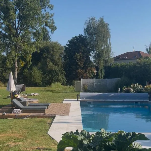 Espace cocooning，位于Girecourt-sur-Durbion的酒店