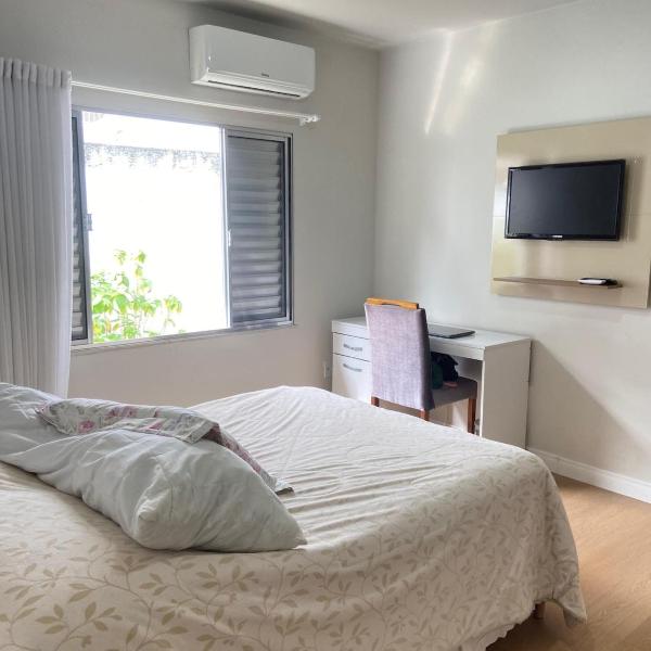 Casa à 250 metros da praia, Florianópolis, SC - Foto 2