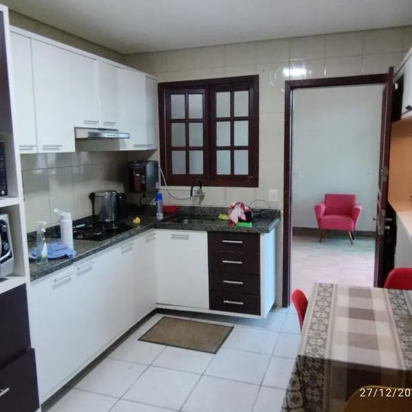 Casa de praia Canasvieiras, hotel u gradu Florijanopolis