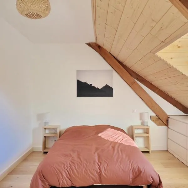 Casa Rosada - Gîte au coeur des Pyrénées, hotell i Juzet-de-Luchon
