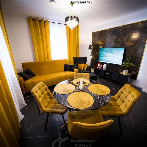 Dream House Naftowa, hotel a Ustrzyki Dolne